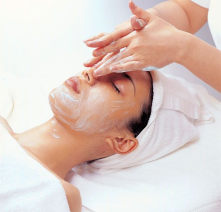 Chăm Sóc Da Quận 2 – Trải Nghiệm Spa Thư Giãn, Hiệu Quả Tại Lung Nguyệt